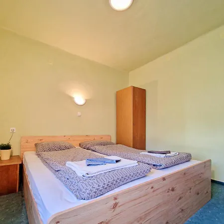 Lepke Apartman *