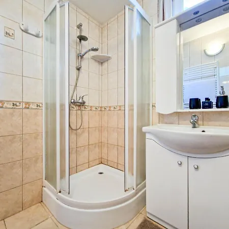 Holiday home Lepke Apartman *