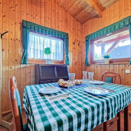 Holiday home Lepke Apartman