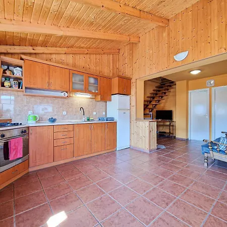Lepke Apartman Holiday home
